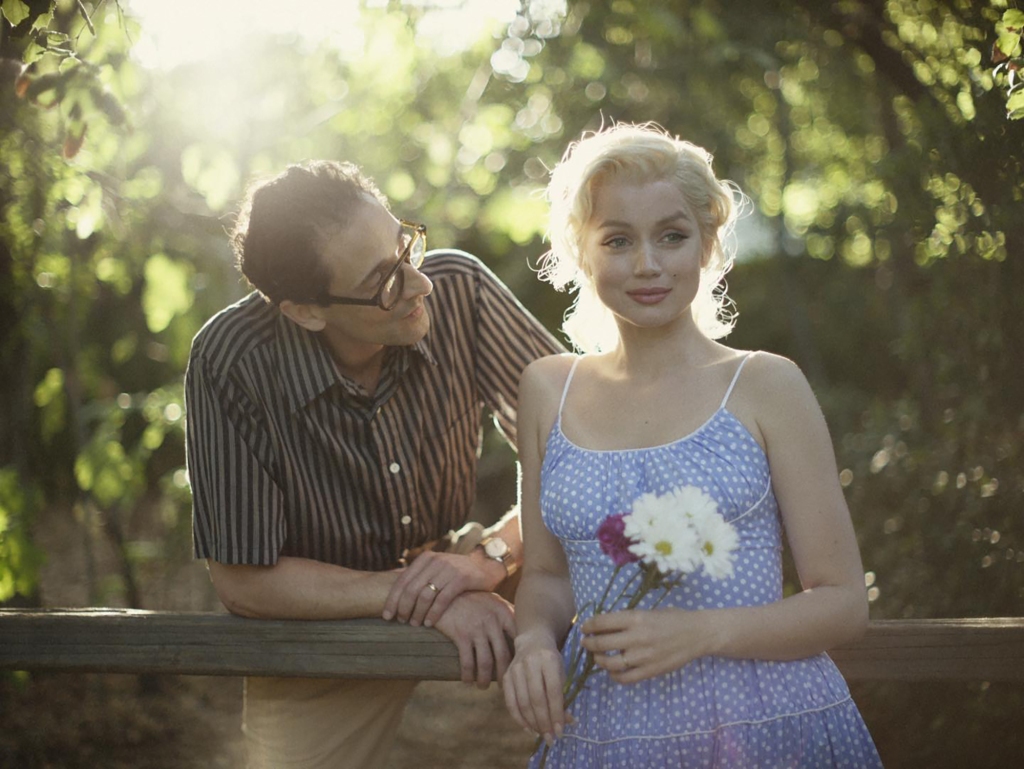 Actors Ana De Arma and Adrien Brody play Marilyn Monroe and her ex-husband, playwright Arthur Miller. 
